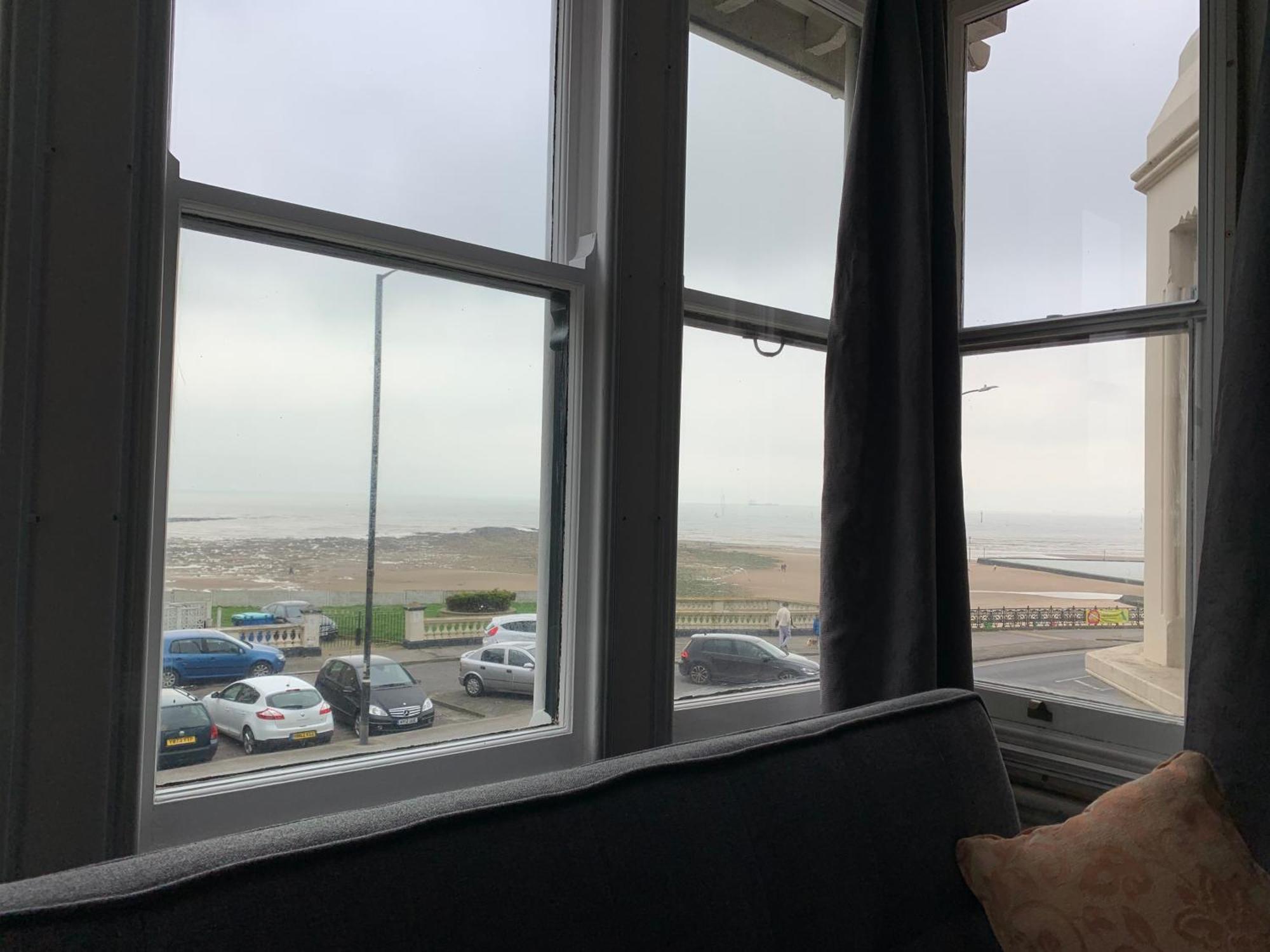 Ocean View Double With Ensuite, With Access To Private Garden And Bike Store 马盖特 外观 照片